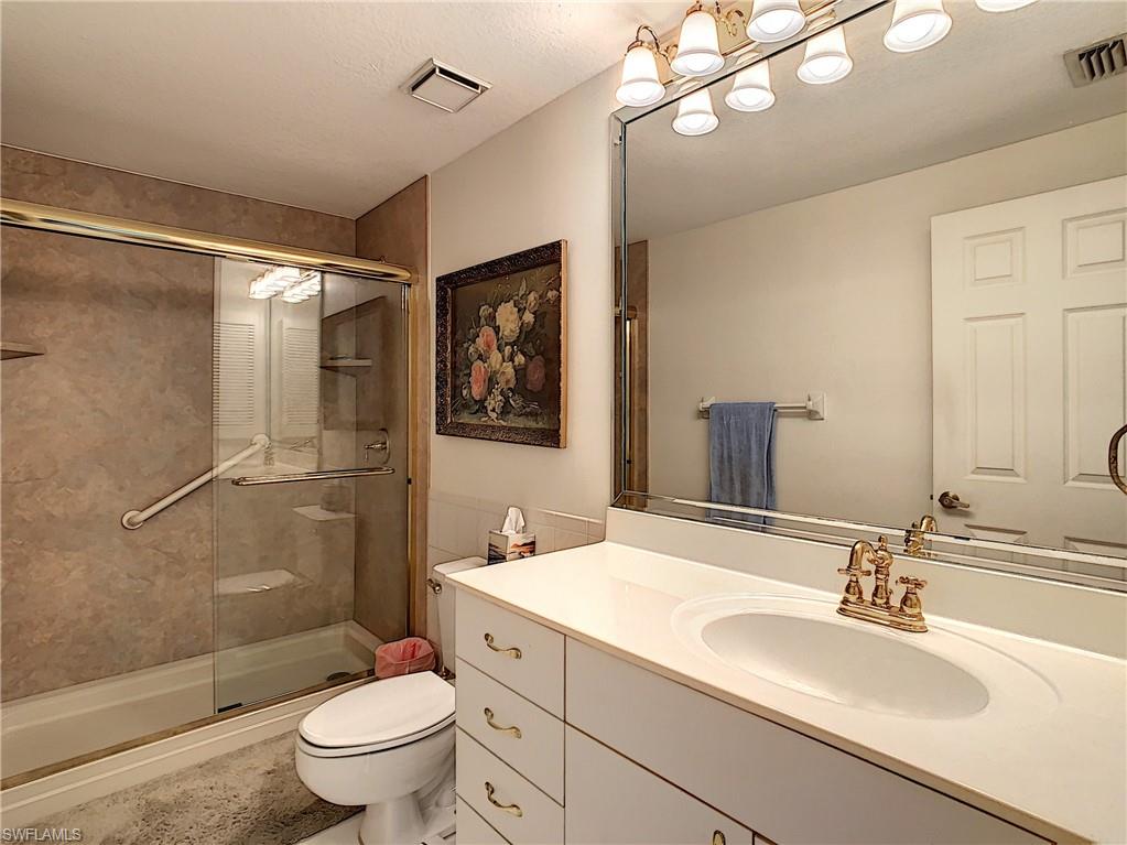 PARKWAY EAST - Residential