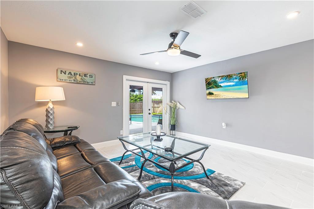 NAPLES PARK - Residential