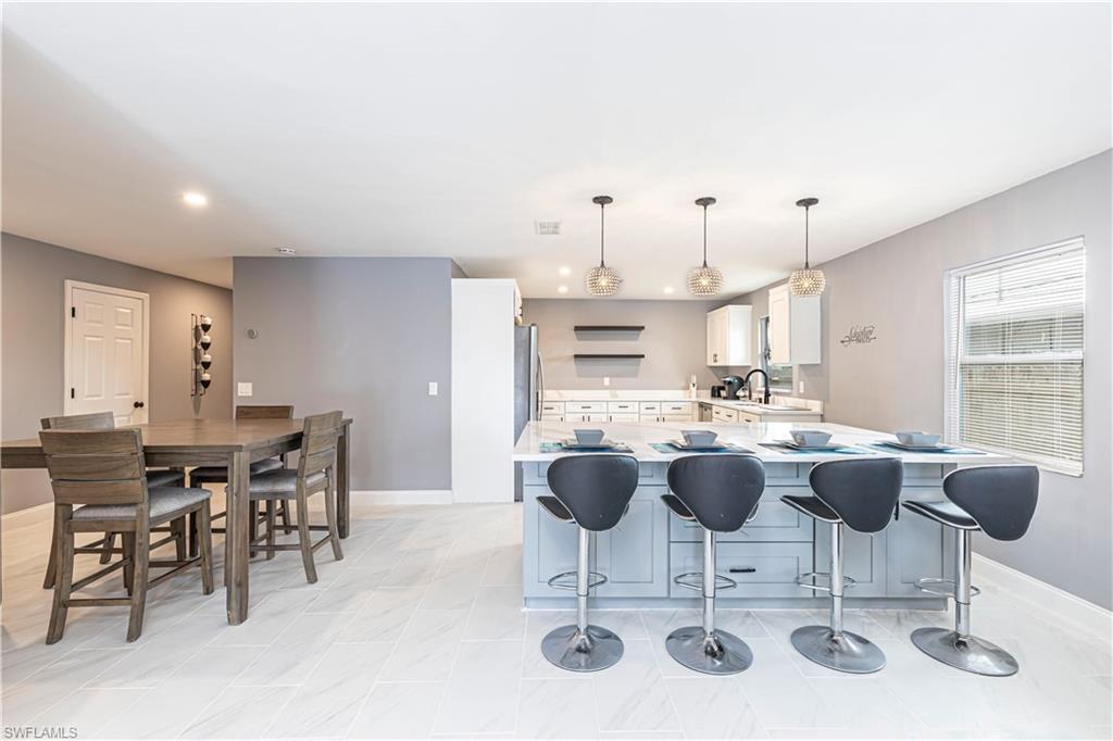 NAPLES PARK - Residential