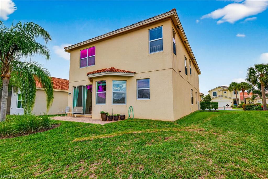 BOTANICA LAKES - Residential