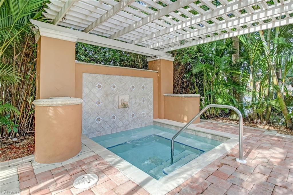 THE ENCLAVE AT NAPLES - Residential