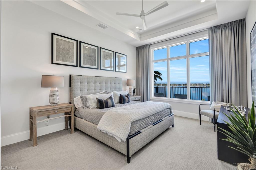 ESPLANADE LAKE CLUB - Residential