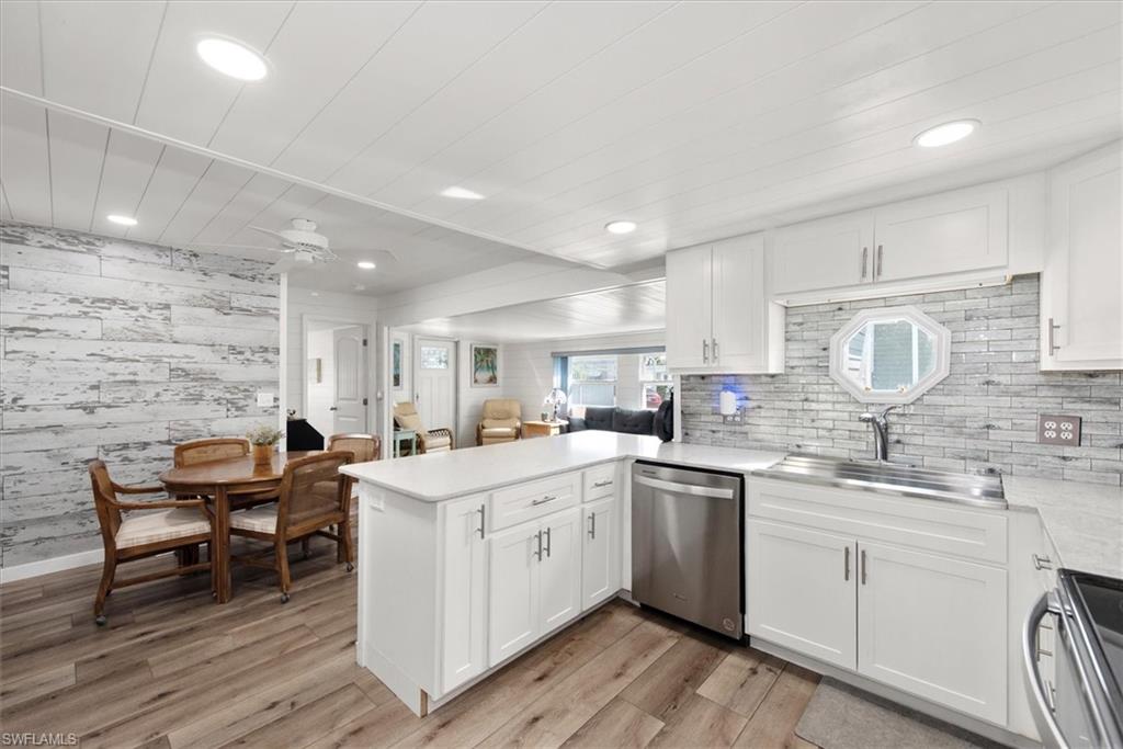 THUNDERBIRD MOBILE HOMES - Residential