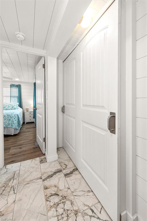 THUNDERBIRD MOBILE HOMES - Residential