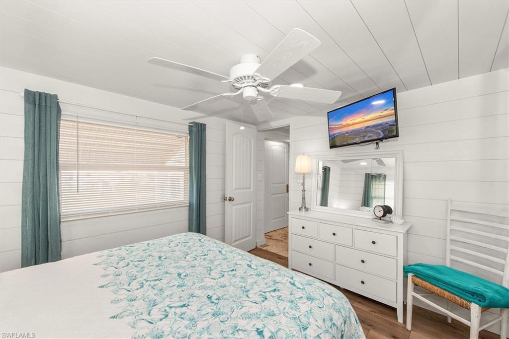 THUNDERBIRD MOBILE HOMES - Residential