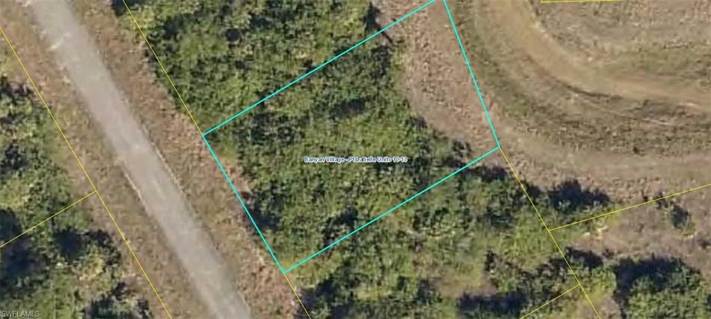 BANYAN VILLAGE - Land