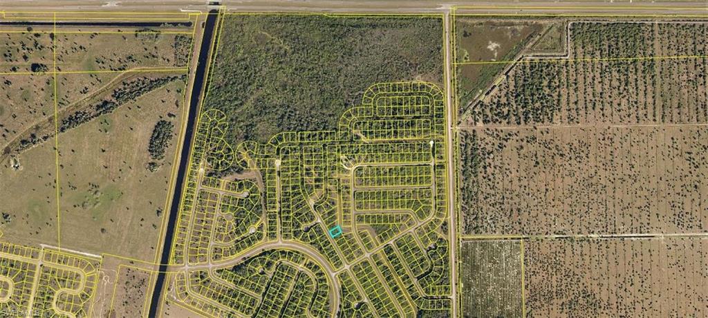 BANYAN VILLAGE - Land