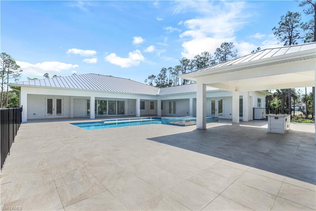 LOGAN WOODS - Residential