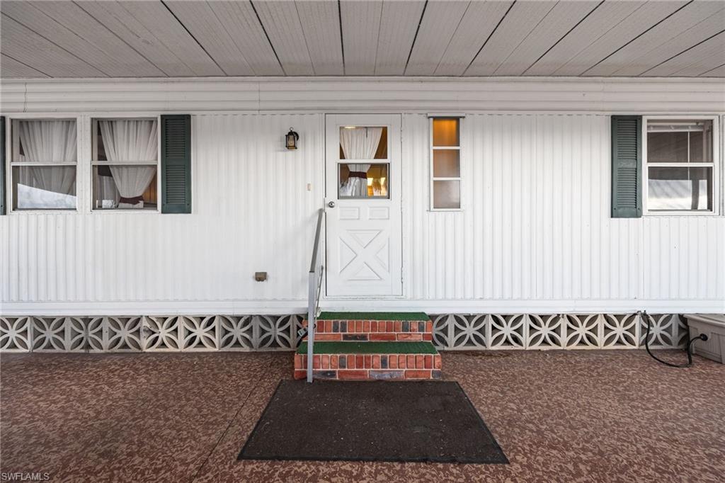 SIX LAKES COUNTRY CLUB - Residential