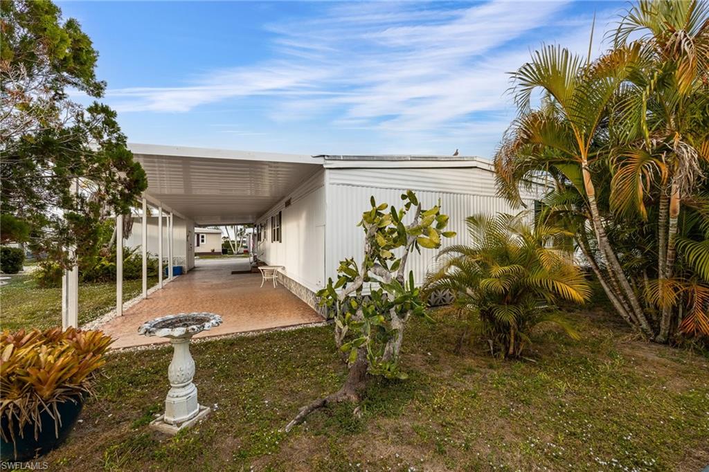 SIX LAKES COUNTRY CLUB - Residential