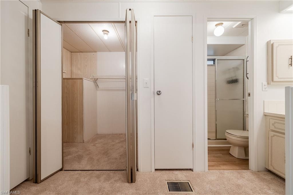 SIX LAKES COUNTRY CLUB - Residential