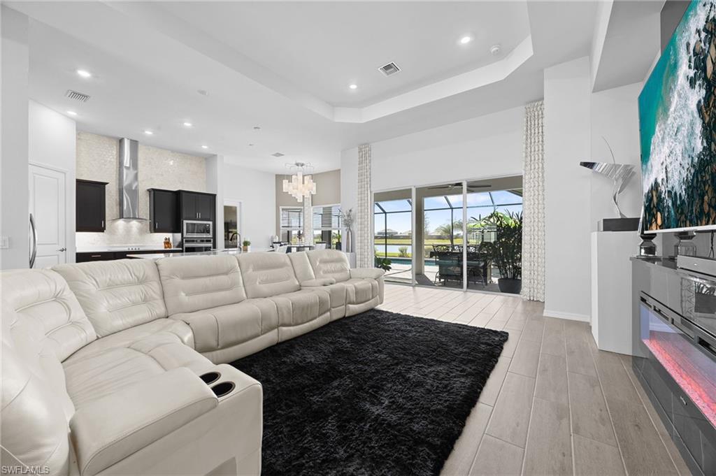 THE NATIONAL GOLF & COUNTRY CLUB AT AVE MARIA - Residential