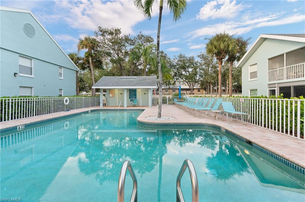 PIPERS POINTE - Residential