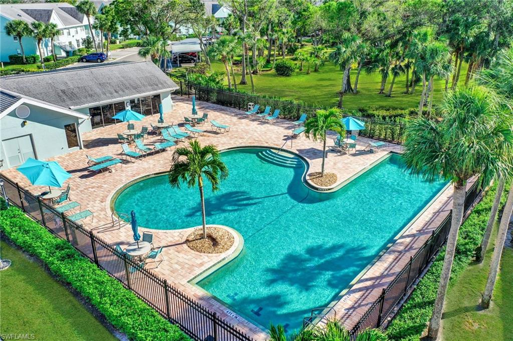 PIPERS POINTE - Residential