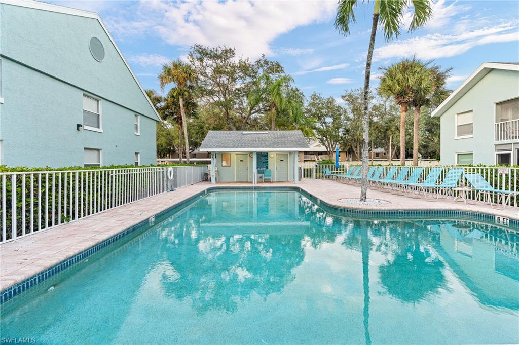 PIPERS POINTE - Residential