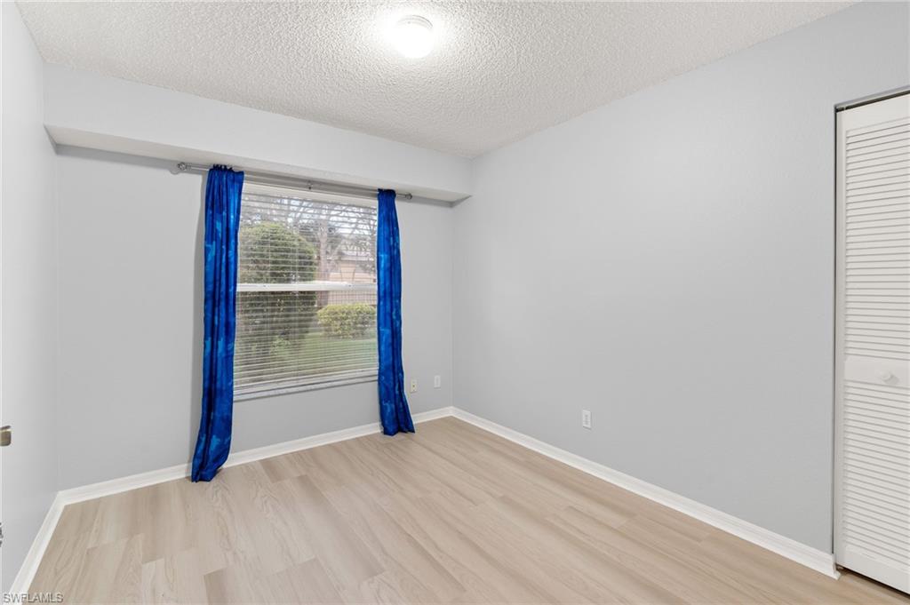 PIPERS POINTE - Residential