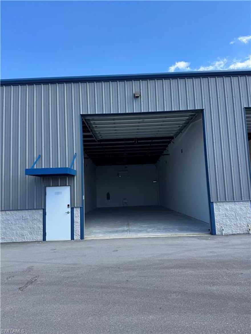 Lakeside Storage Suites are designed to accommodate highly valuable items such as large Class A recreational vehicles and deep water/offshore boats. The new suites feature individual utility connections and are delivered move-in ready.
