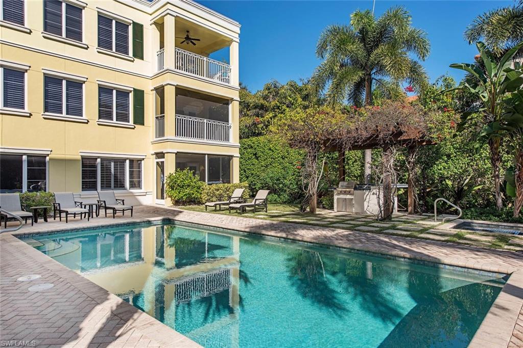 SANDY CAY - Residential