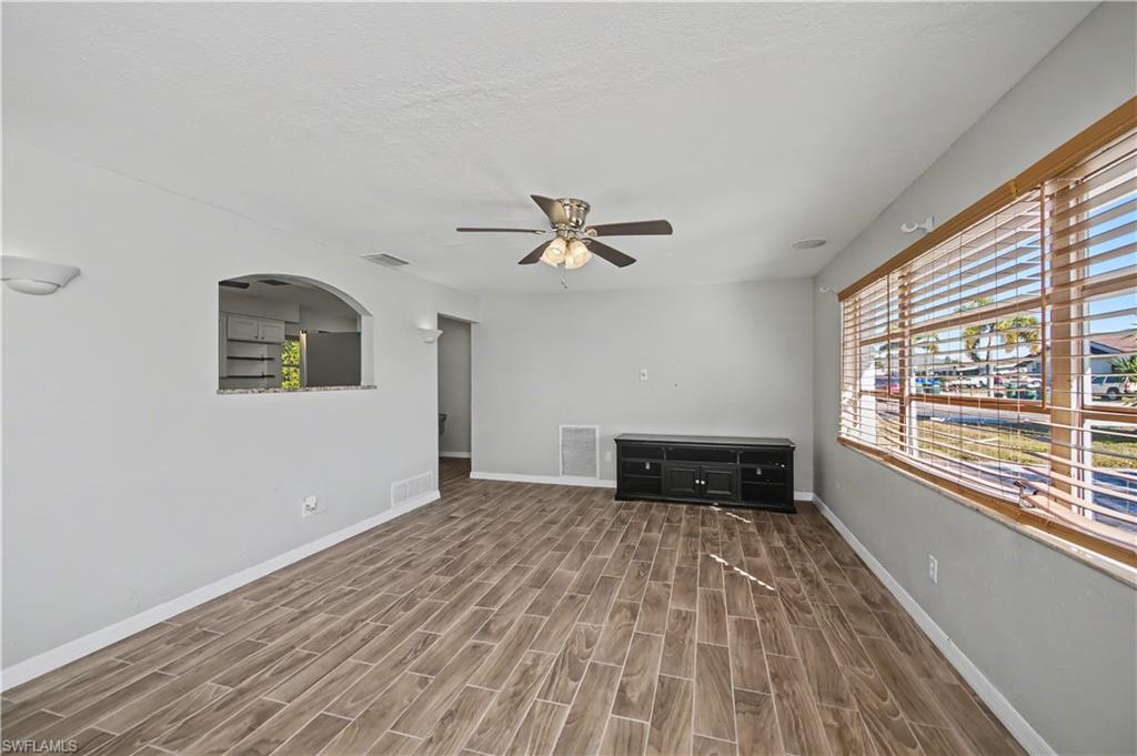 YACHT CLUB - Residential