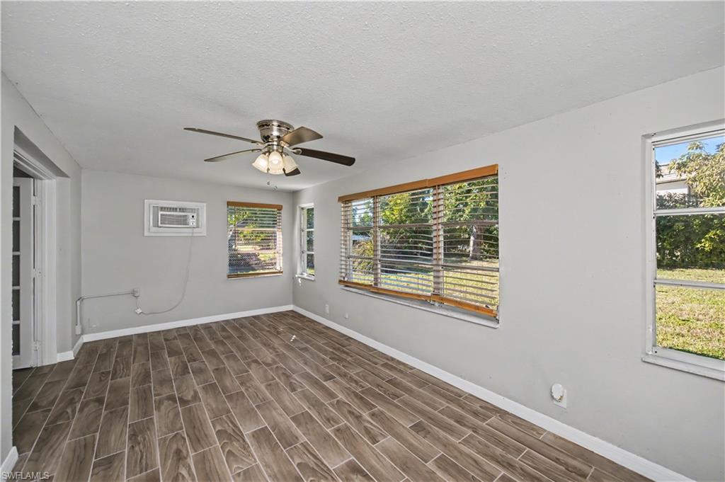 YACHT CLUB - Residential