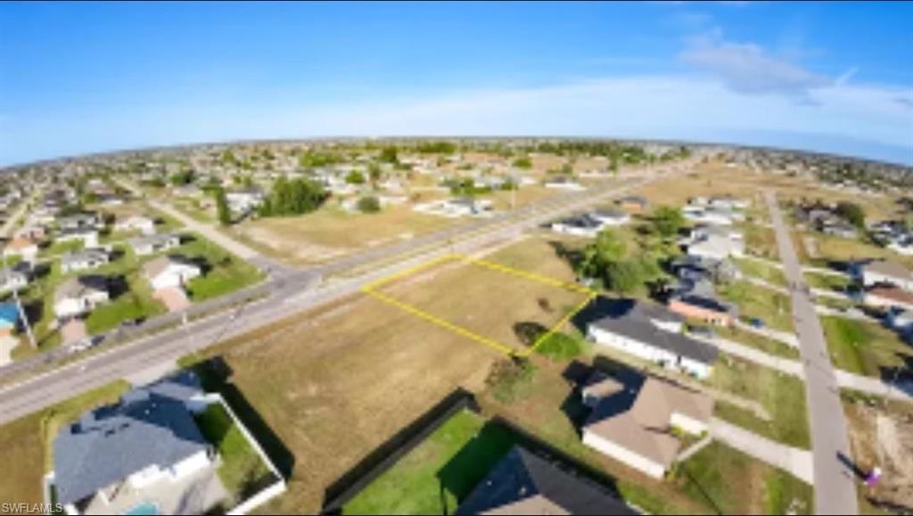 CAPE CORAL - Land