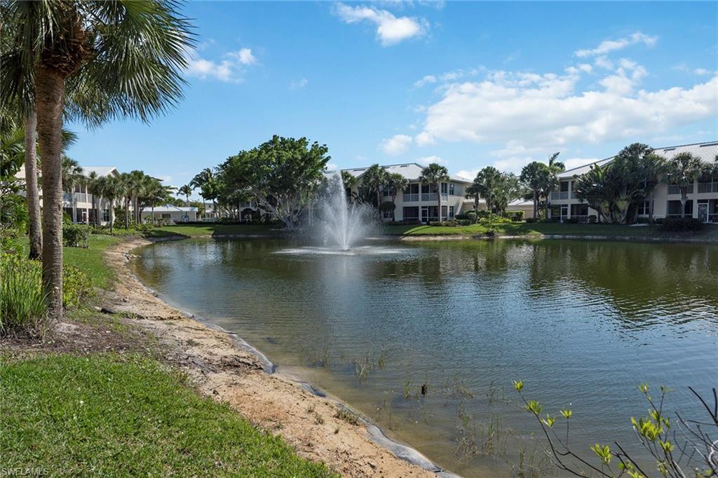 HAWK'S NEST - Residential