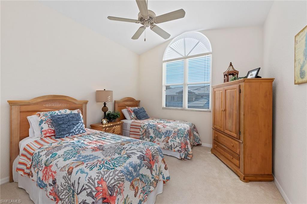 HAWK'S NEST - Residential