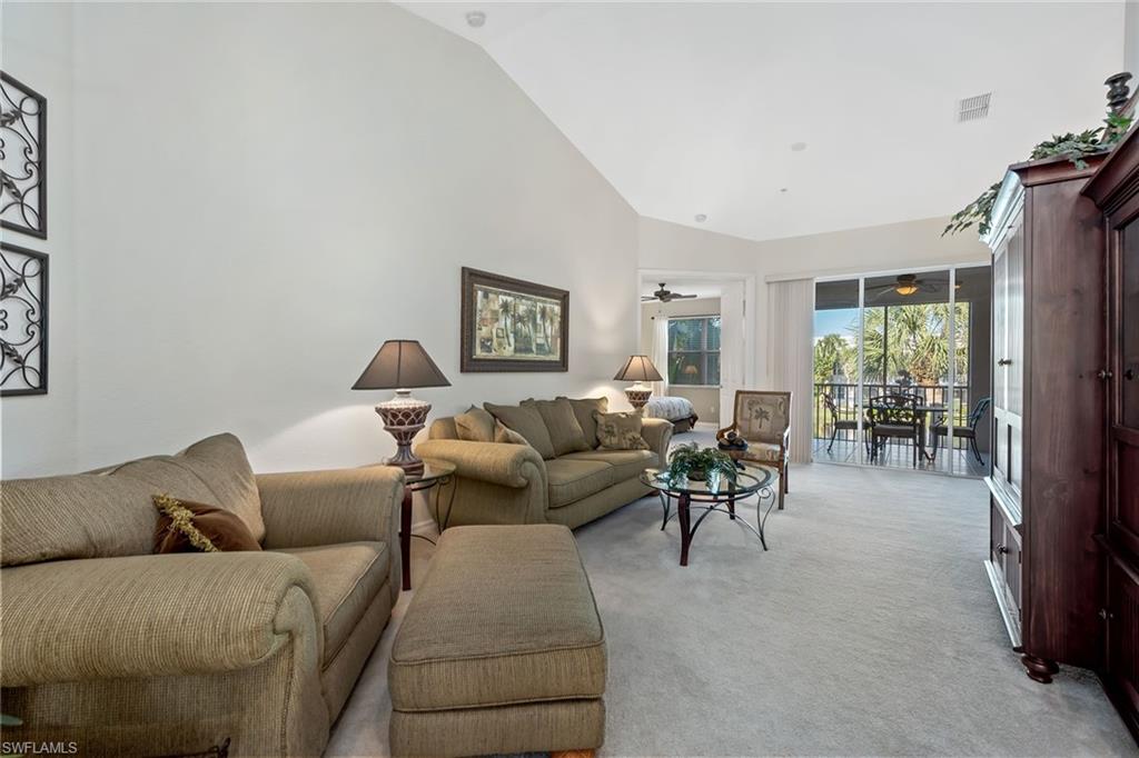 HAWK'S NEST - Residential