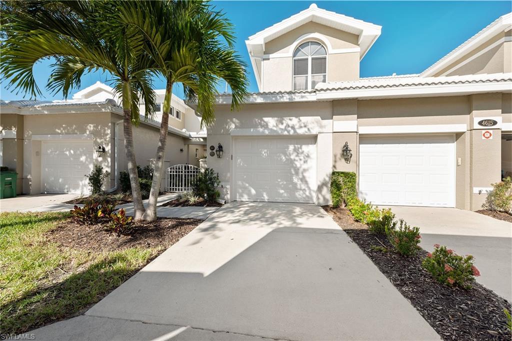 HAWK'S NEST - Residential