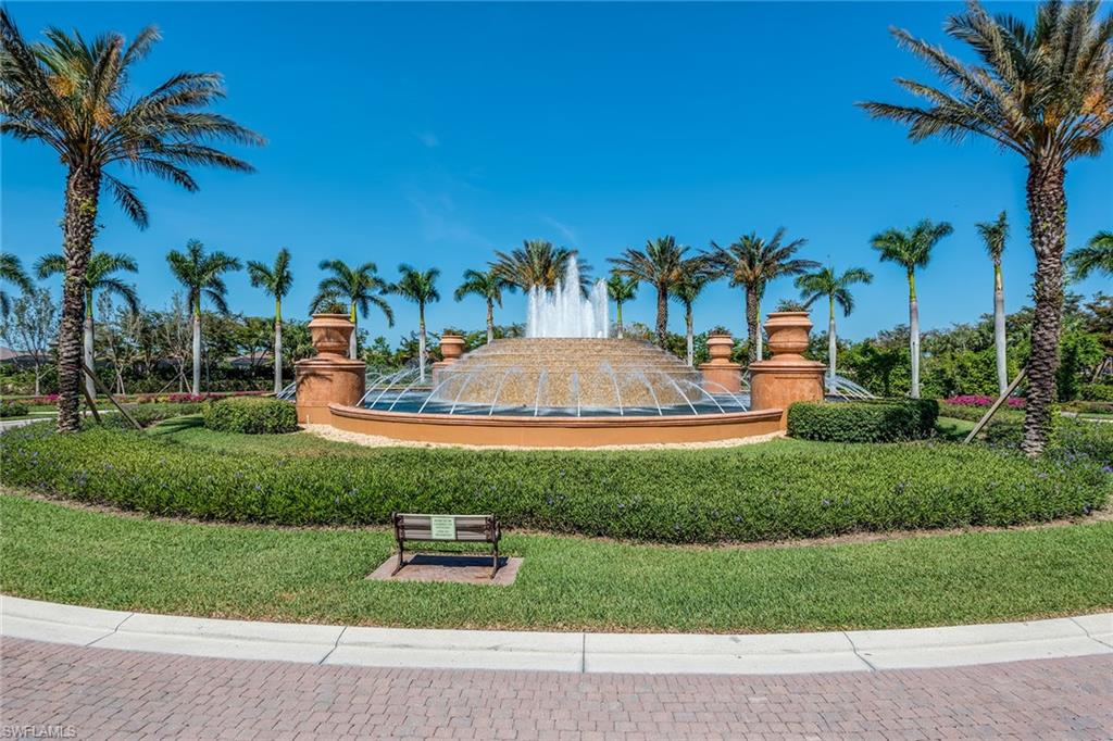 HAWK'S NEST - Residential