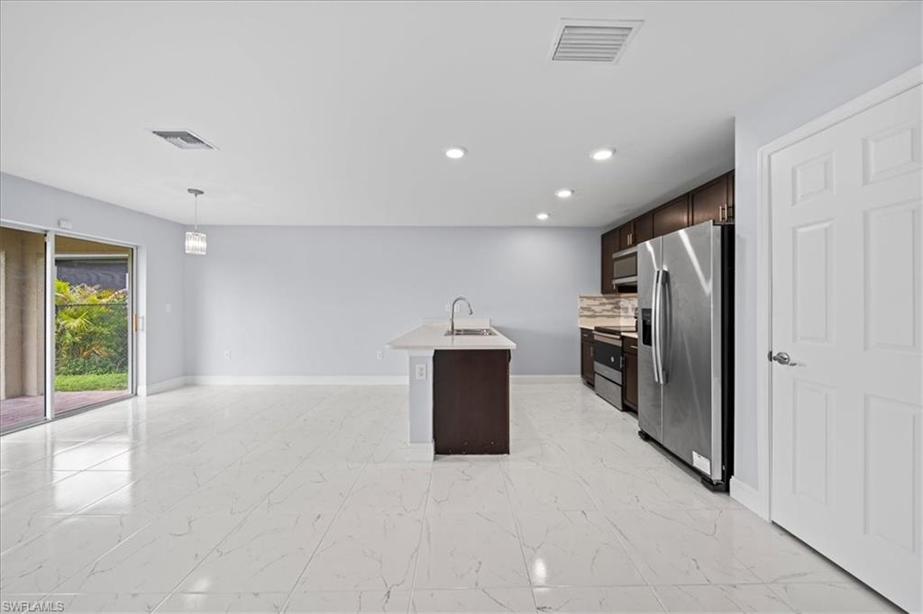 MARBLEBROOK - Residential