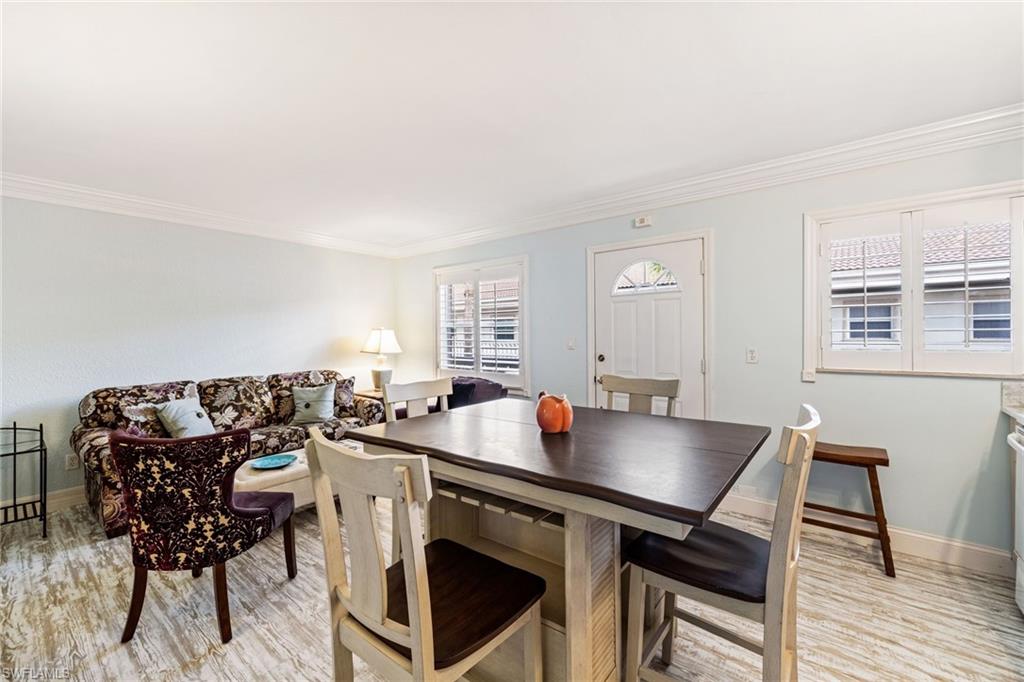 CASTLETON GARDENS - Residential