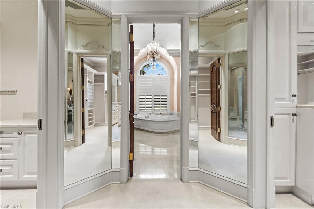 BAY COLONY SHORES - Residential