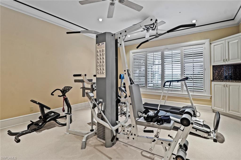 BAY COLONY SHORES - Residential