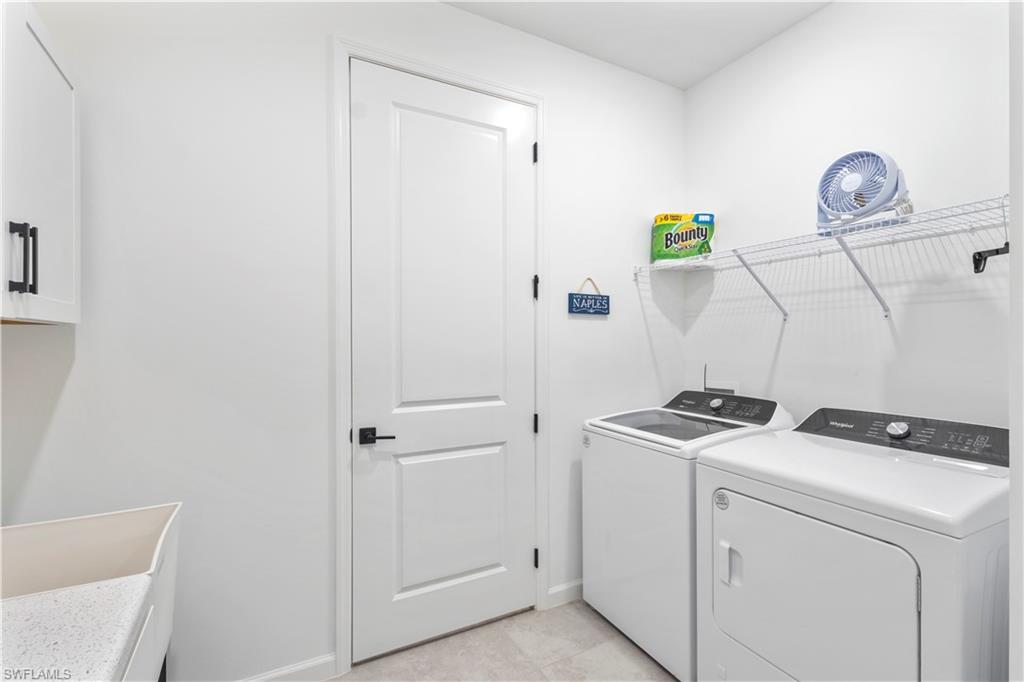 VENTANA POINTE - Residential