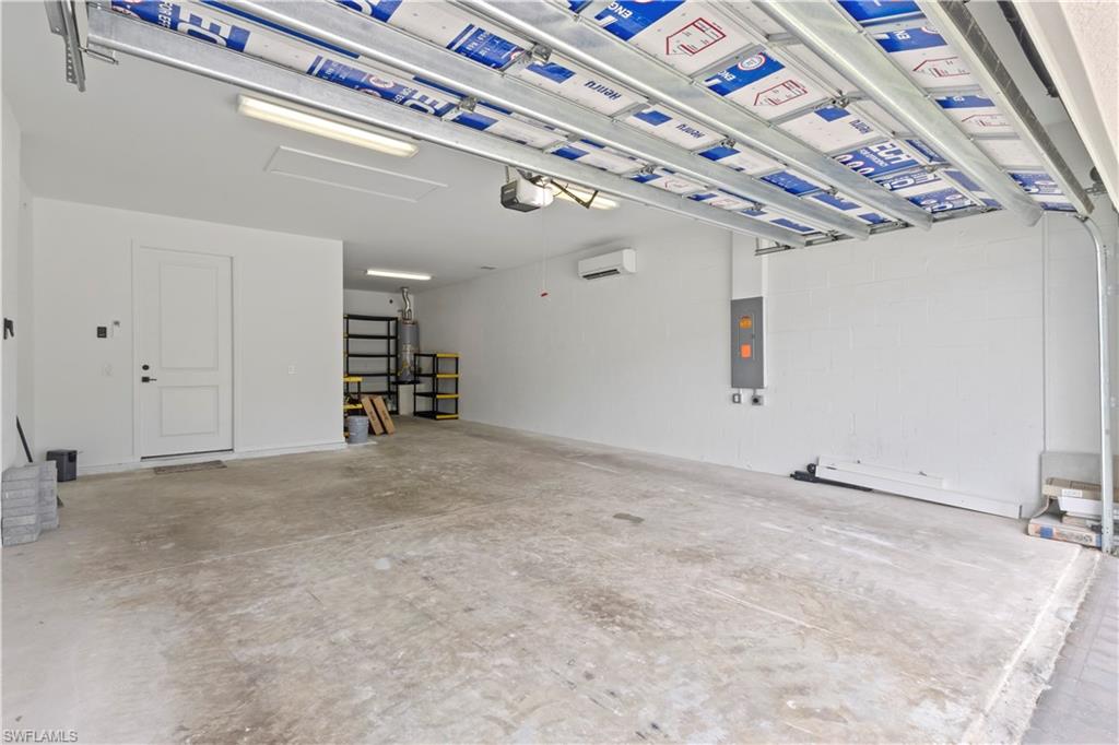 VENTANA POINTE - Residential