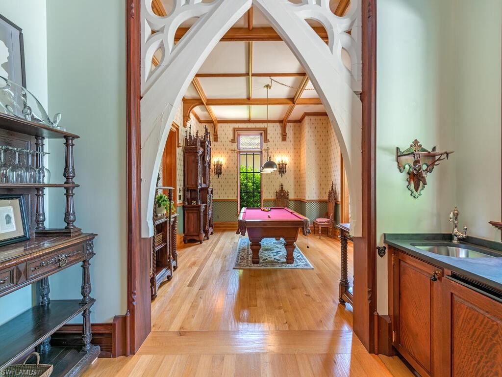 AQUALANE SHORES - Residential