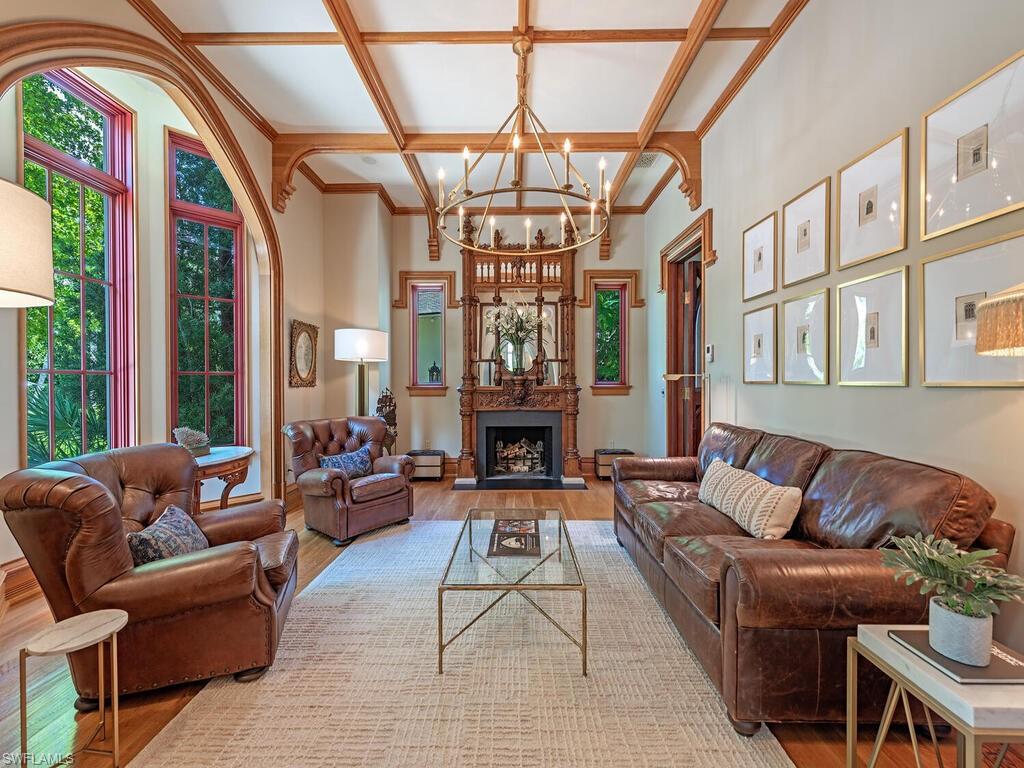 AQUALANE SHORES - Residential