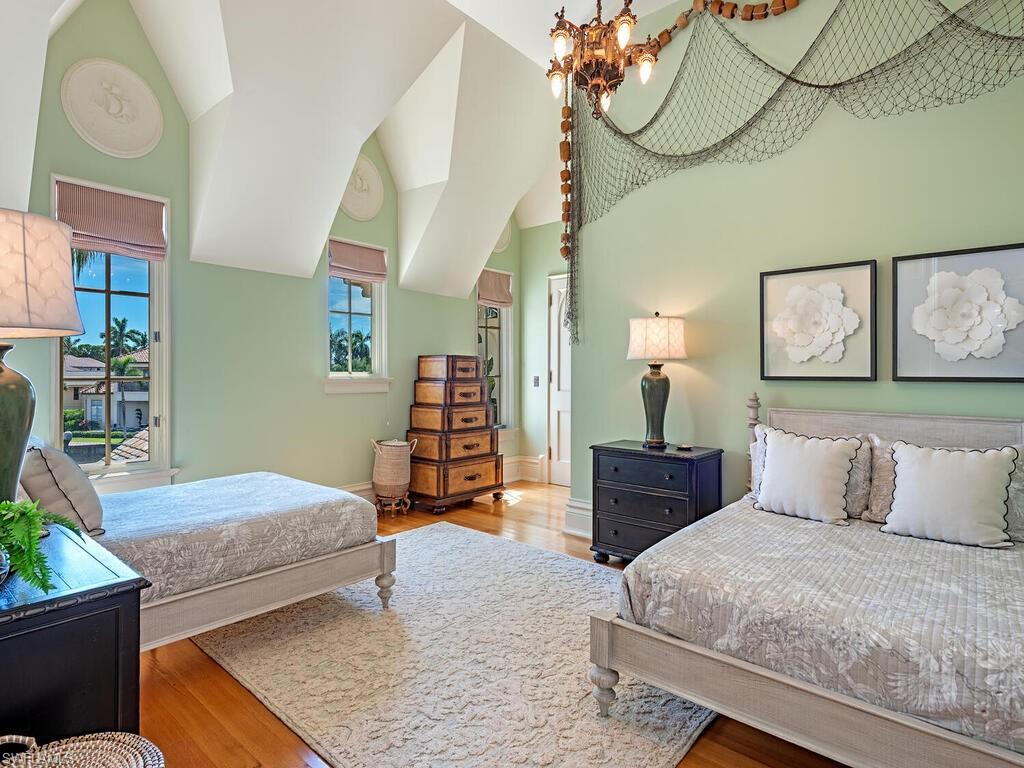 AQUALANE SHORES - Residential