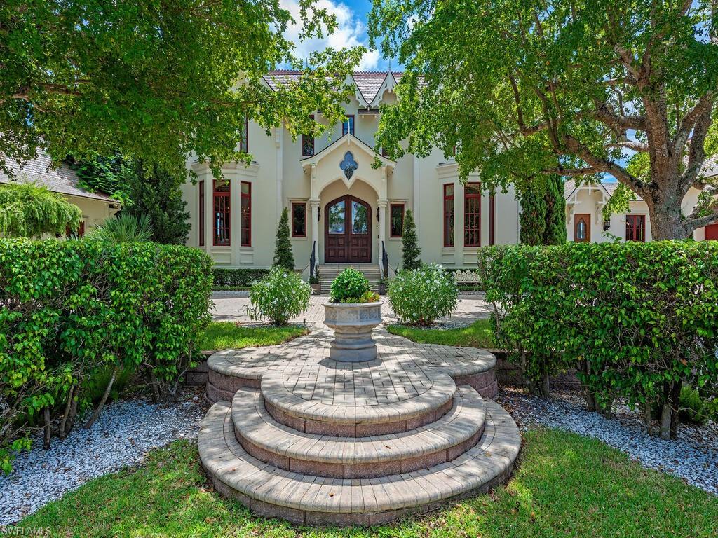 AQUALANE SHORES - Residential