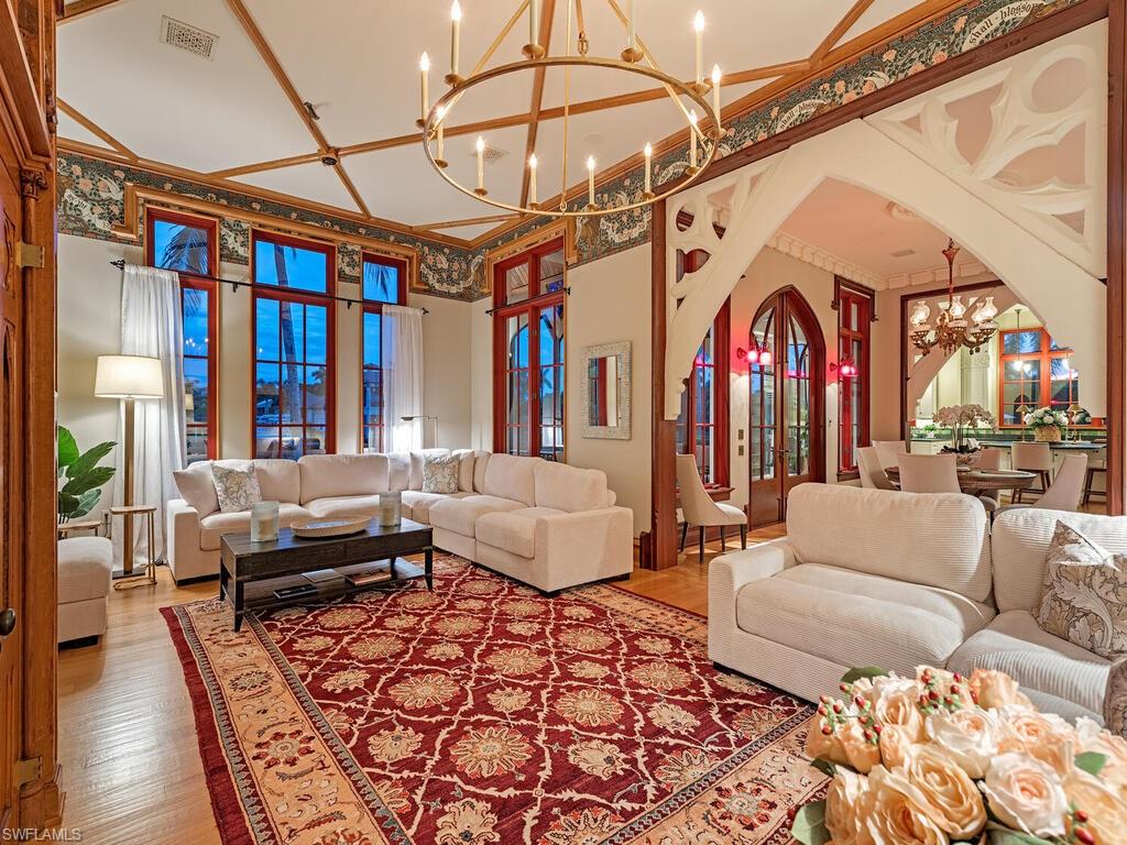 AQUALANE SHORES - Residential