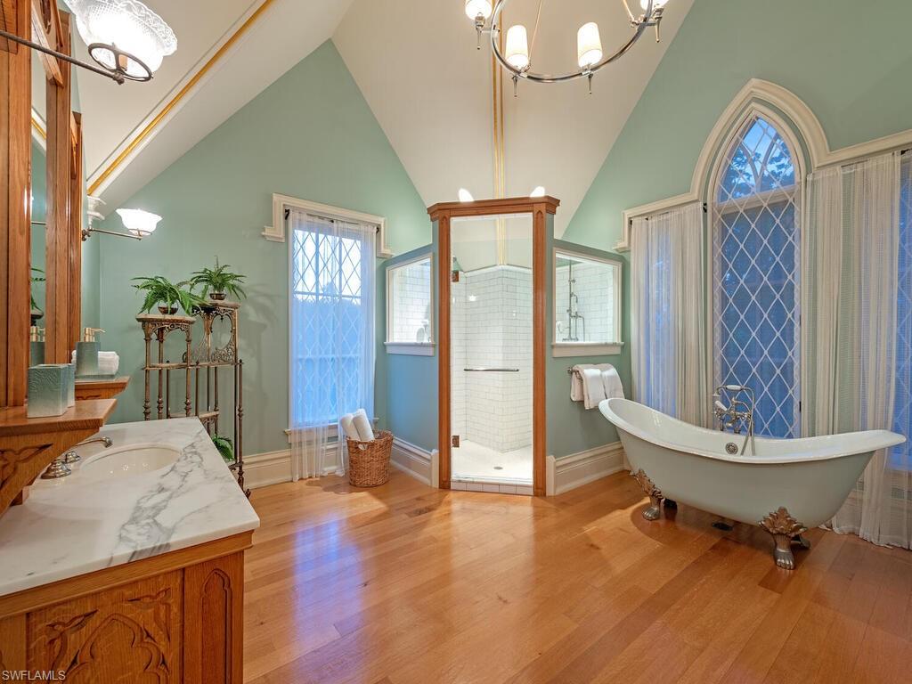 AQUALANE SHORES - Residential