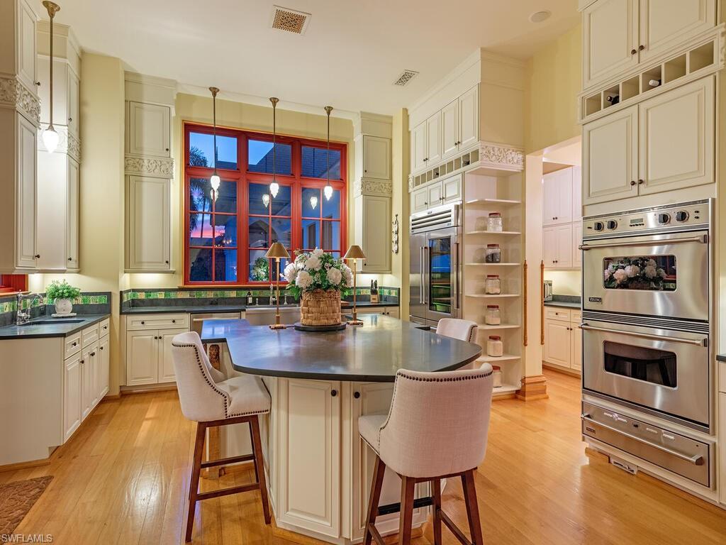 AQUALANE SHORES - Residential