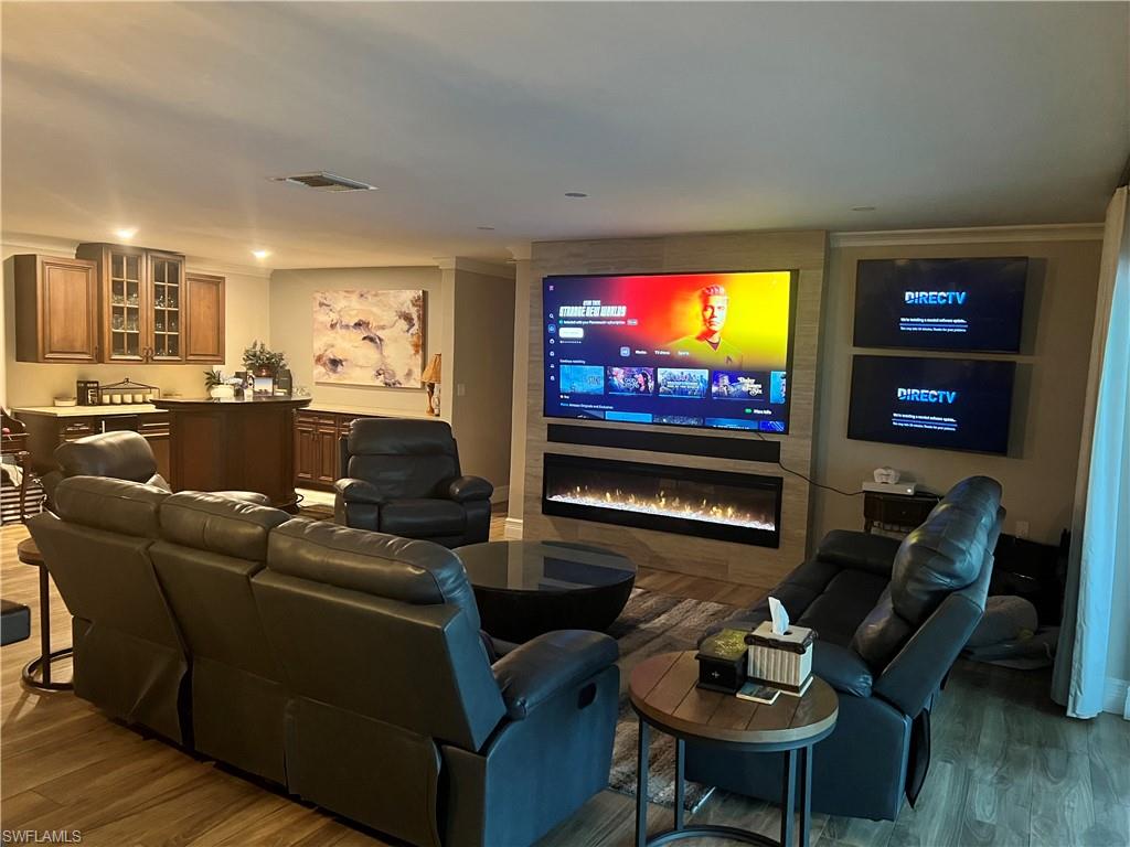 PINE RIDGE - Residential