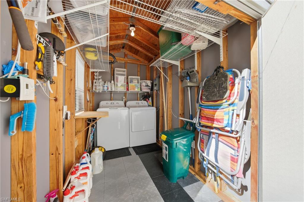 IMPERIAL WILDERNESS - Land