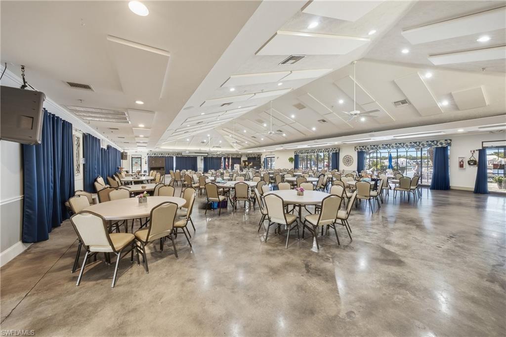 IMPERIAL WILDERNESS - Land