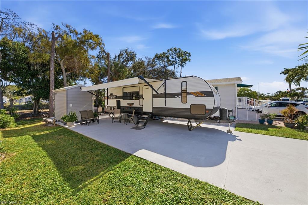 IMPERIAL WILDERNESS - Land