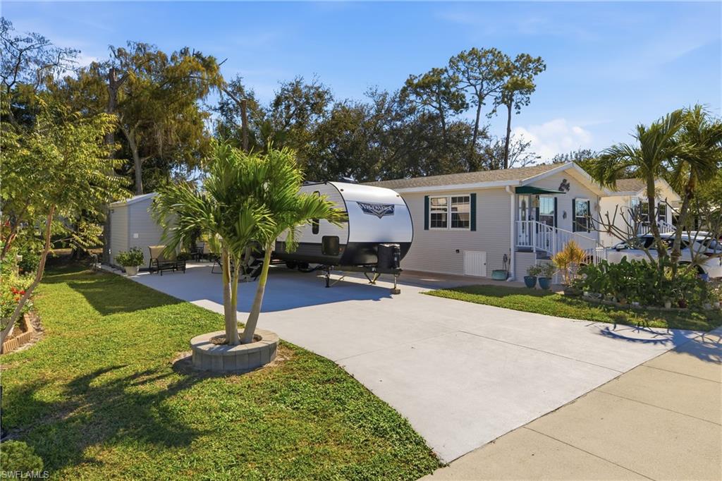 IMPERIAL WILDERNESS - Land