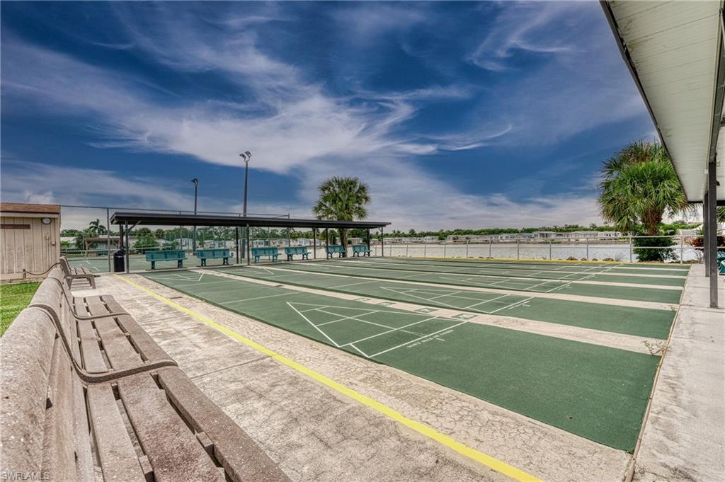 IMPERIAL WILDERNESS - Land