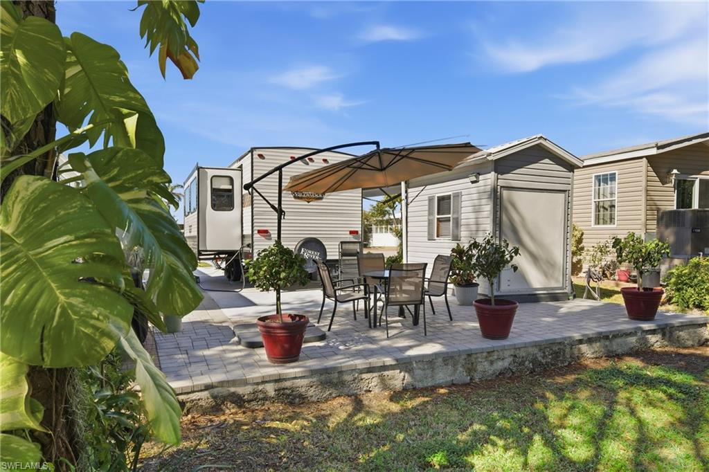 IMPERIAL WILDERNESS - Land